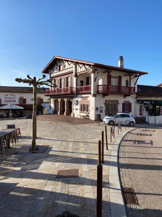 Chambre D'Hote Cosy Hiriburu Saint-Pierre-dʼIrube エクステリア 写真
